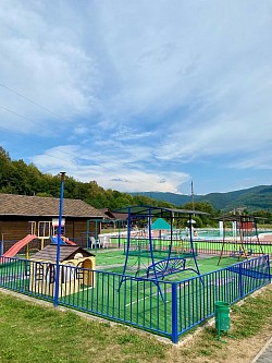 Дитячий майданчик